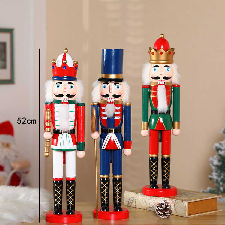 Large nutcracker (1x)